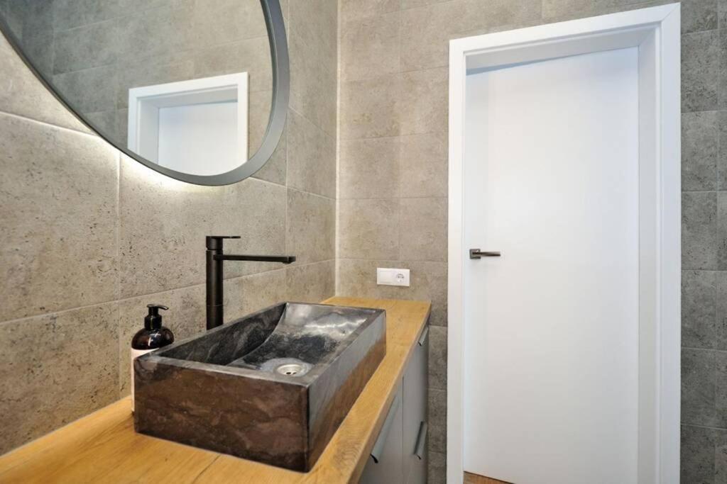Salia Kauno Centro Appartement Kaunas Buitenkant foto
